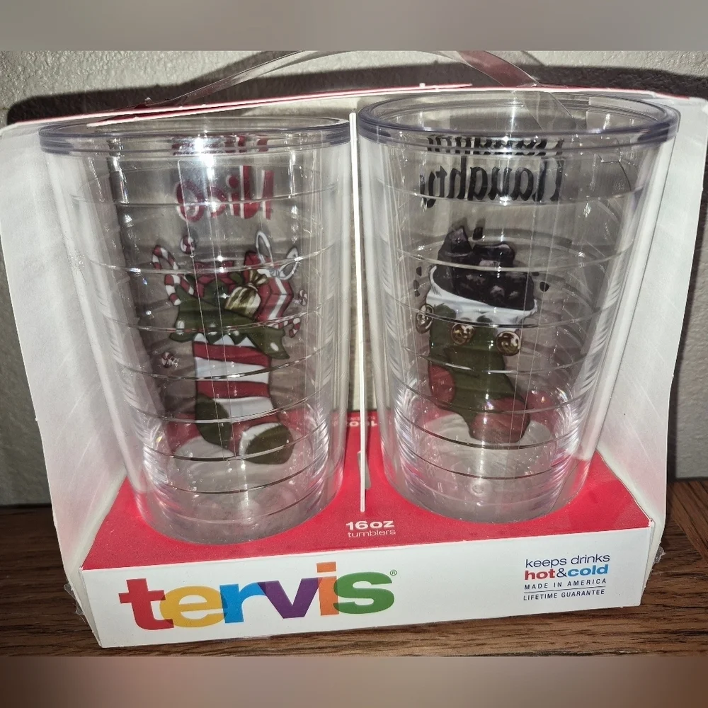 New In BOX TERVIS Christmas 16 Oz Tumbler Set of 2